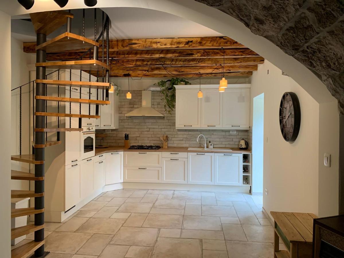 Villa Stancija Kavali Stone House, Zvoneca-Abbazia Esterno foto