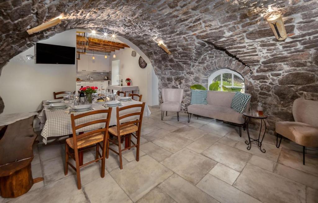 Villa Stancija Kavali Stone House, Zvoneca-Abbazia Esterno foto
